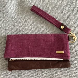 Brand new linen fold over wristlet